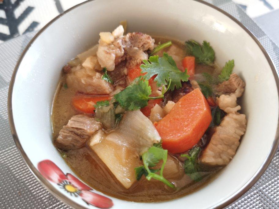 一个话唠包教包会的香浓红烩牛腩