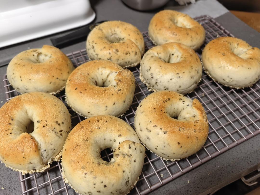 花椒叶盐贝果｜贝果控快冲！越嚼越香
