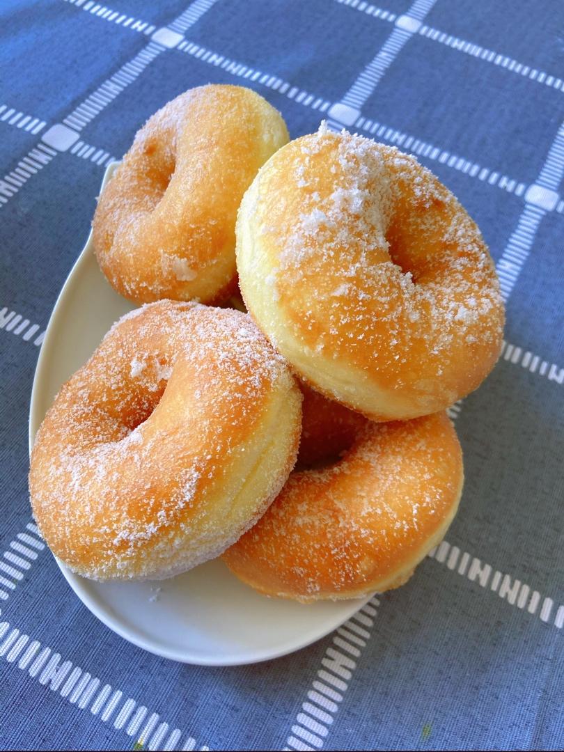 🍩超快手一小时低糖无需烤箱的甜甜圈（详细视频）