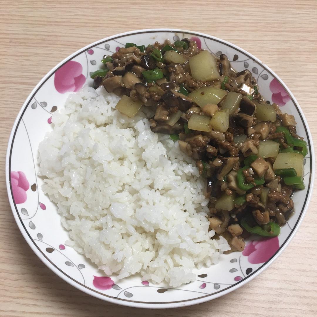 ㊙️香菇土豆肉沫拌饭❗️比外卖还好吃