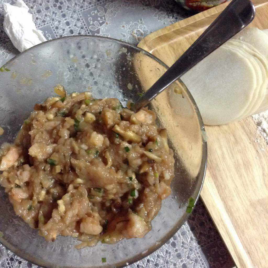 香菇鲜虾猪肉饺的做法 步骤6