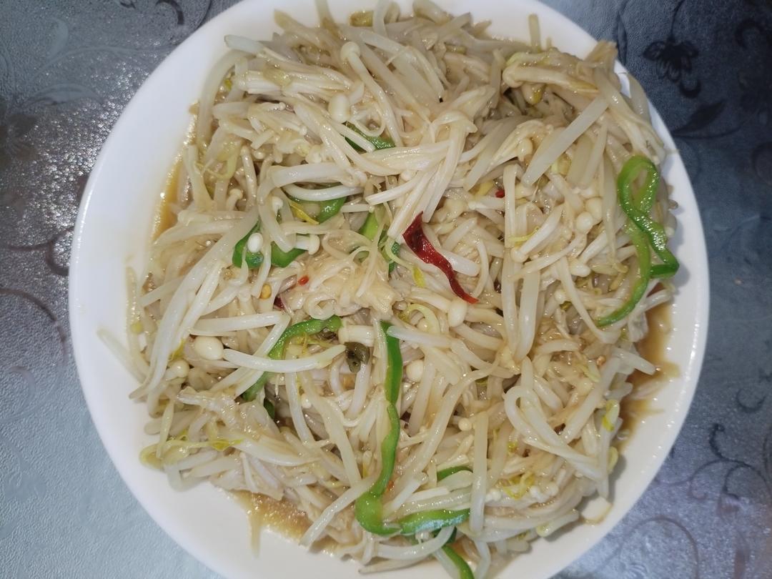 金针菇与豆芽的神仙搭配