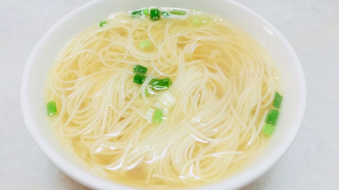 清汤挂面,清晨快手第一面的做法