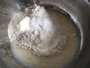 向日葵豆沙面包的做法 步骤6