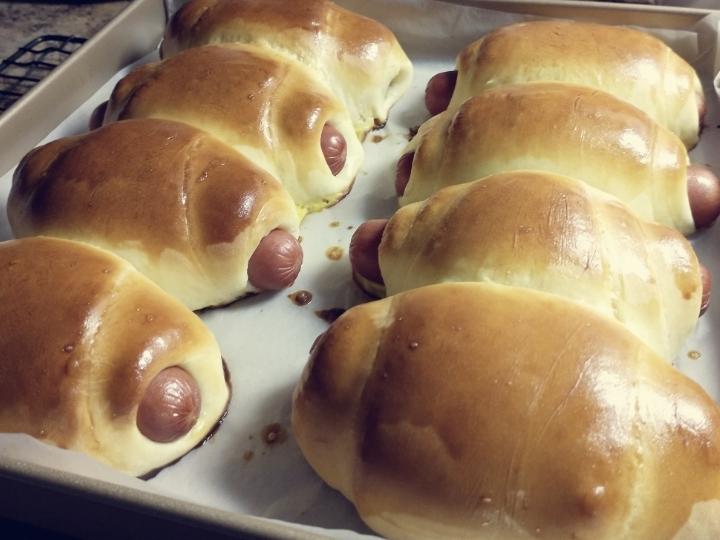 Happy520!  蒜香火腿肠面包（小热狗）给无肉不欢的你～孙小美的手作