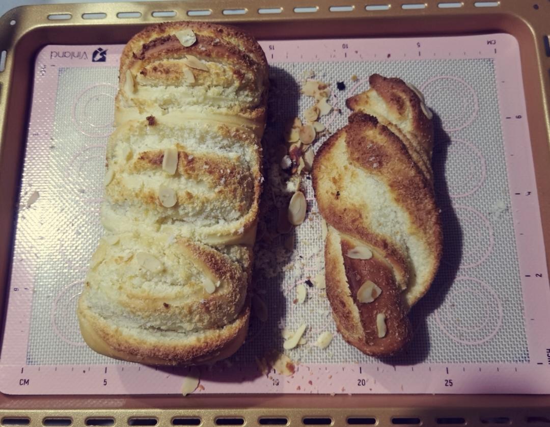 椰蓉吐司（增加小花步骤）
