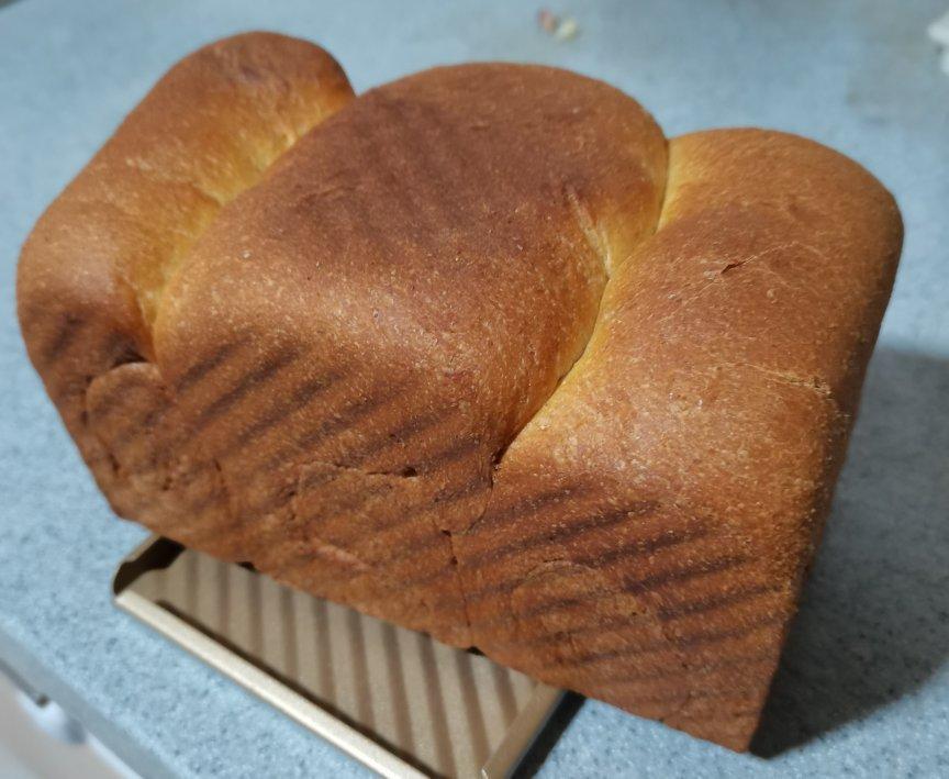 健康减脂全麦吐司出膜拉丝