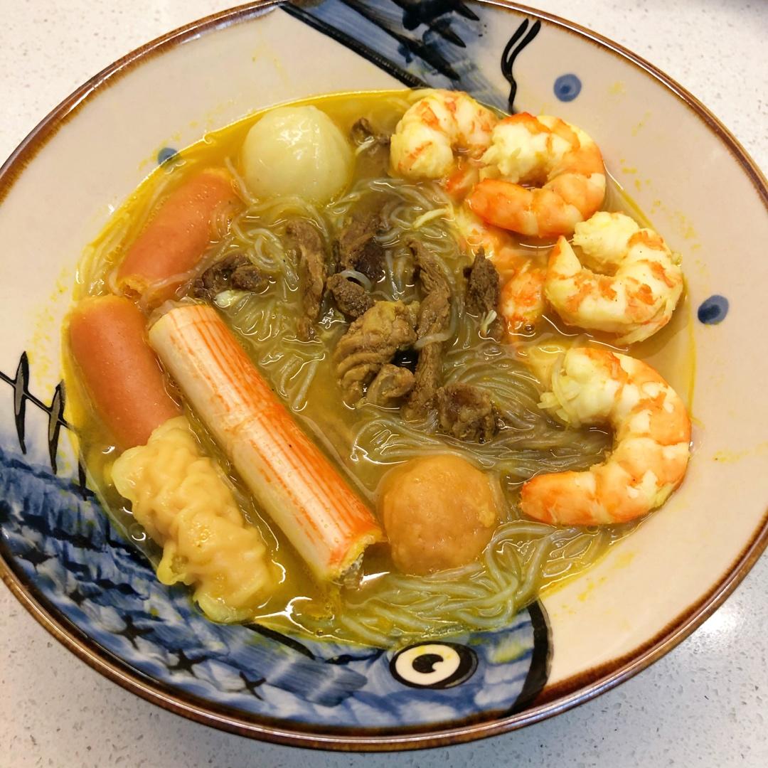 咖喱牛肉粉丝汤