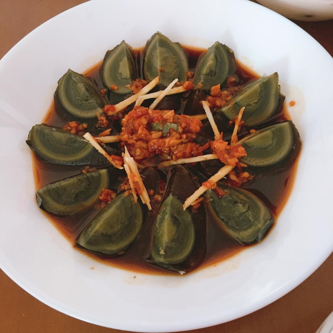 凉拌皮蛋