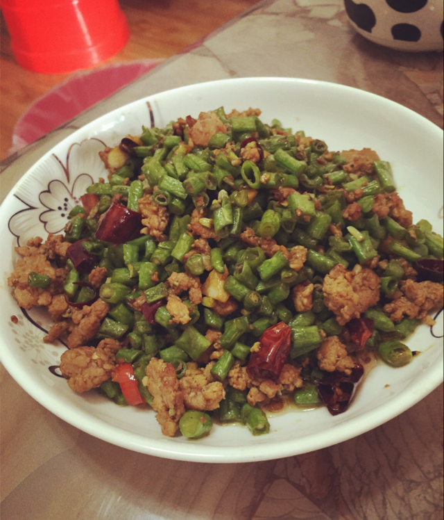 肉沫豆角下饭菜