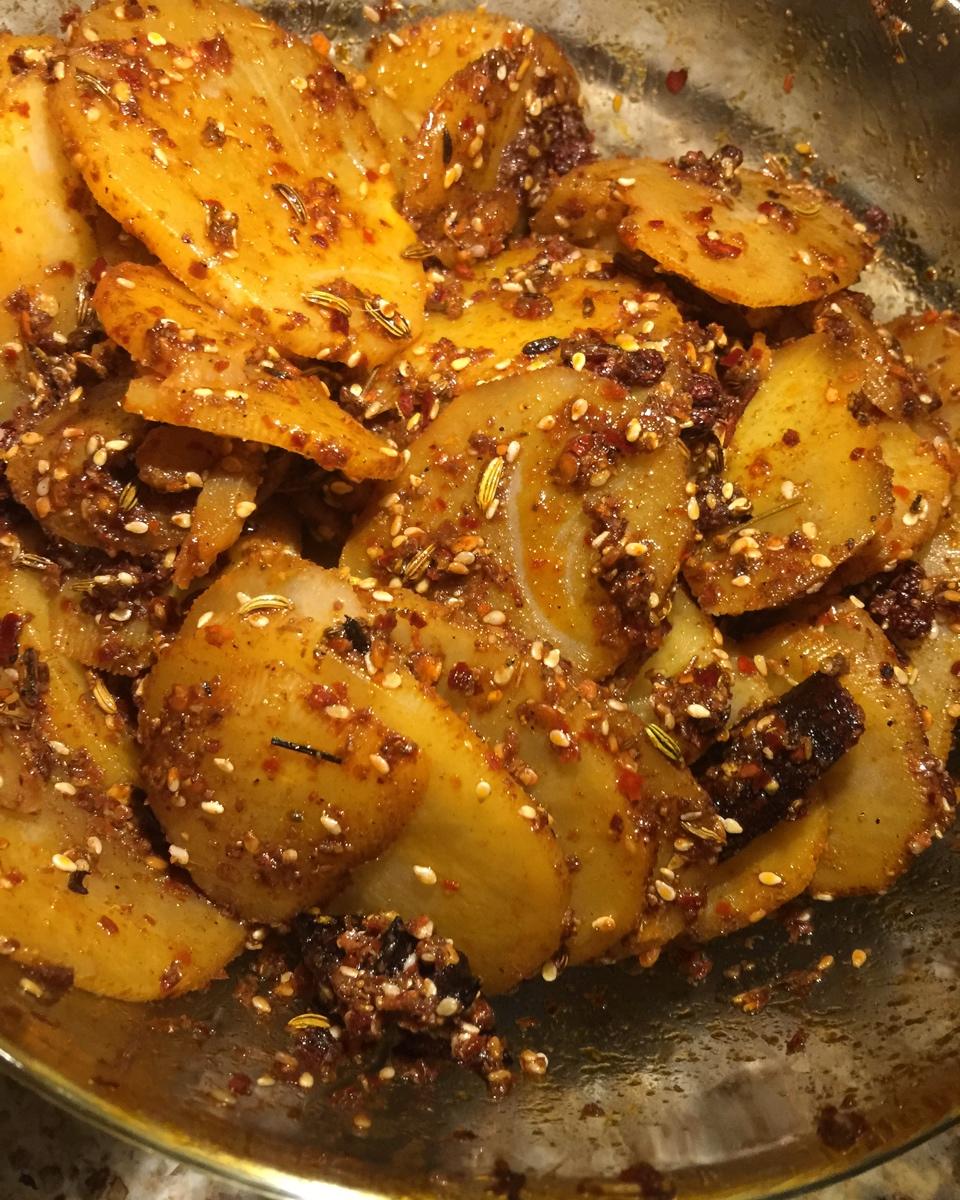 兰州风味麻辣土豆片（又名：通渭路土豆片、马三洋芋片）