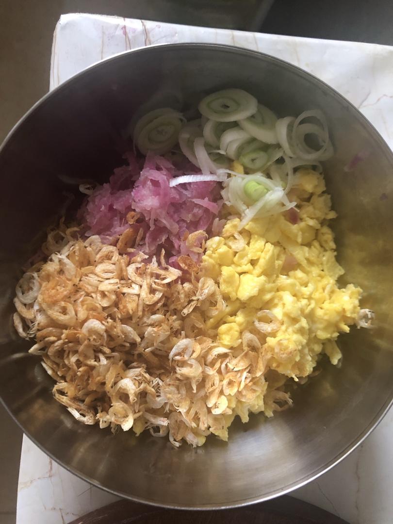 会连续吃八个的萝卜馅饼