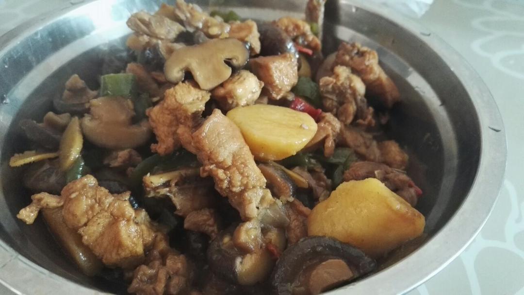 黄焖鸡米饭|比餐馆卖的好吃太多