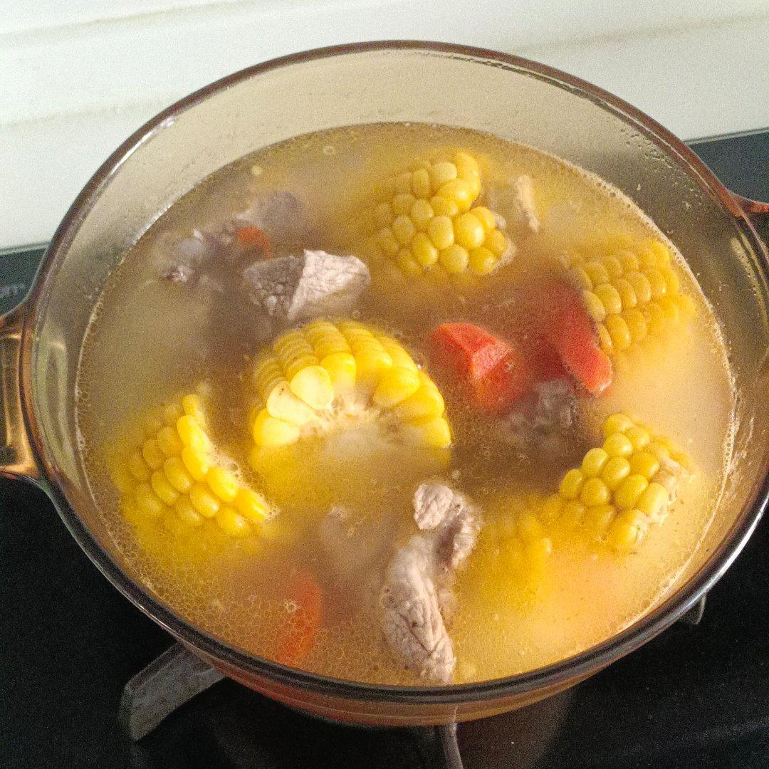 玉米排骨汤