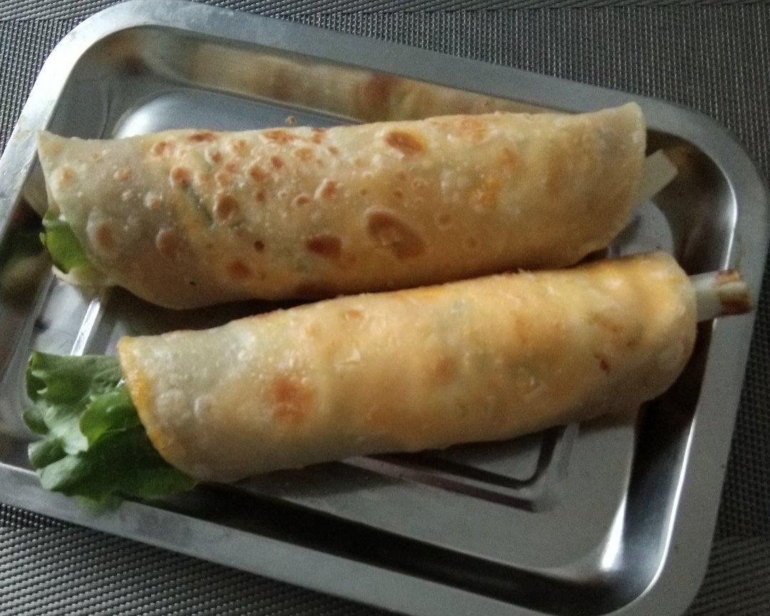 鸡蛋灌饼的做法