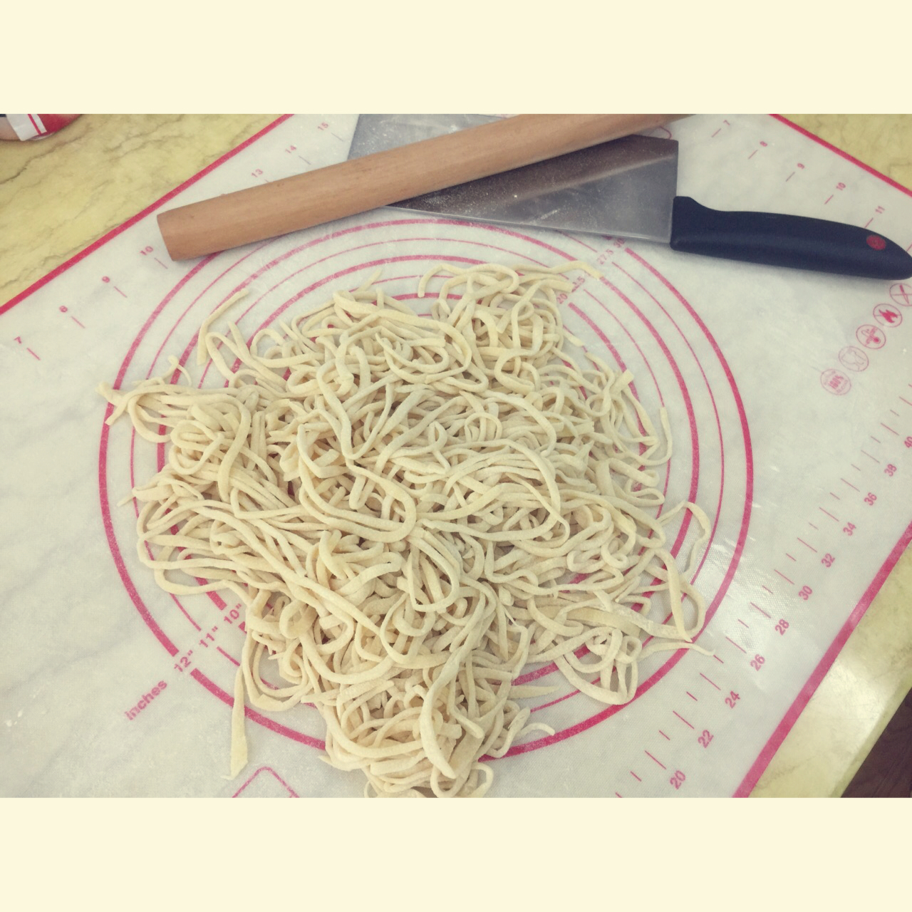 手工鸡蛋面