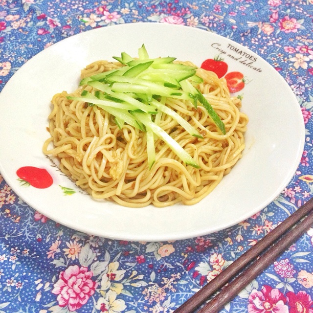 夏日快手凉拌面