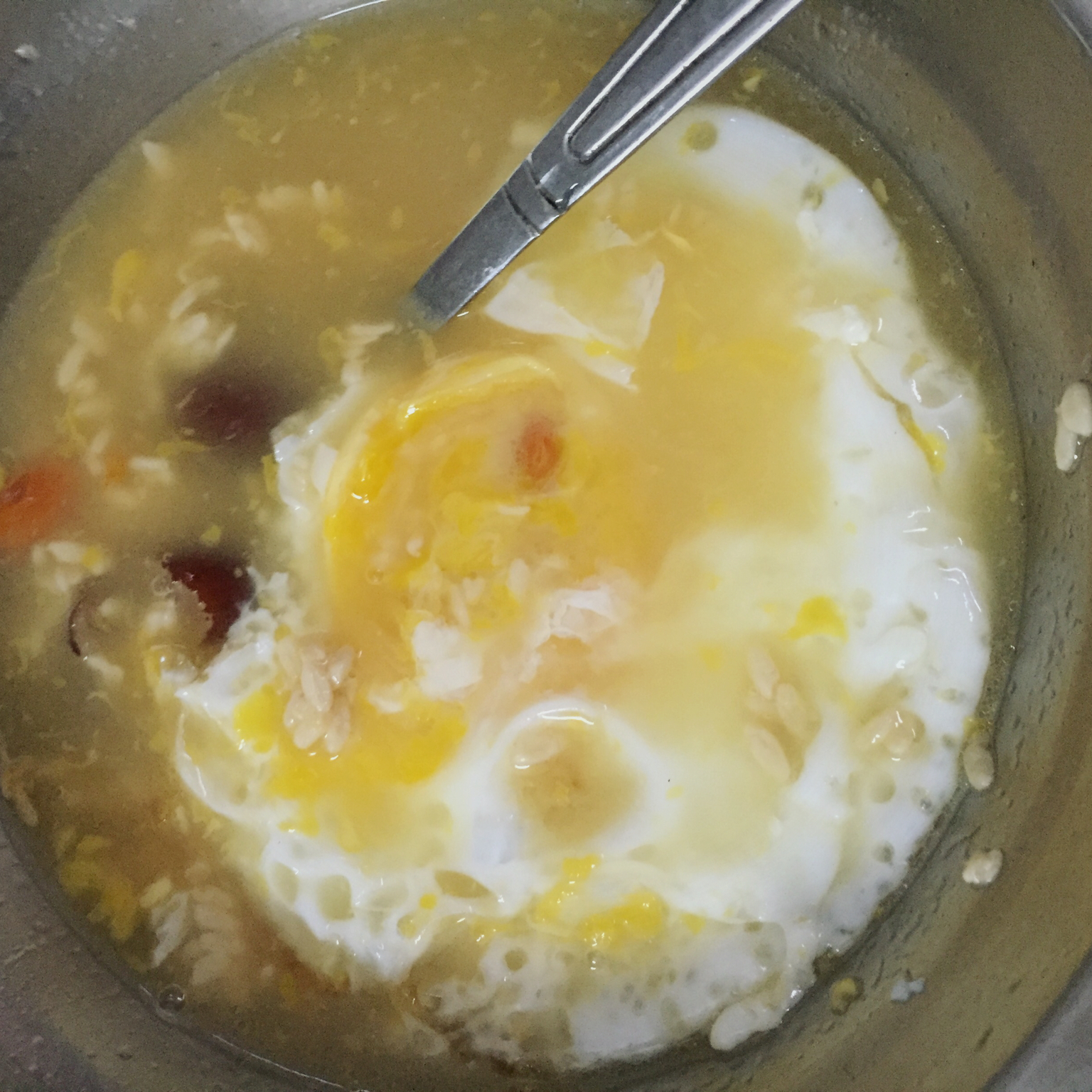 糯米酒煮鸡蛋