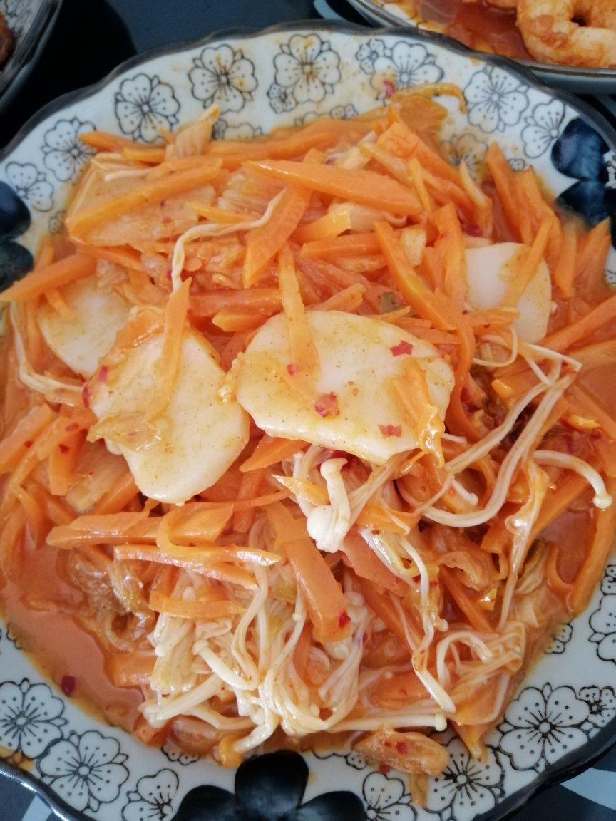 辣白菜炒年糕