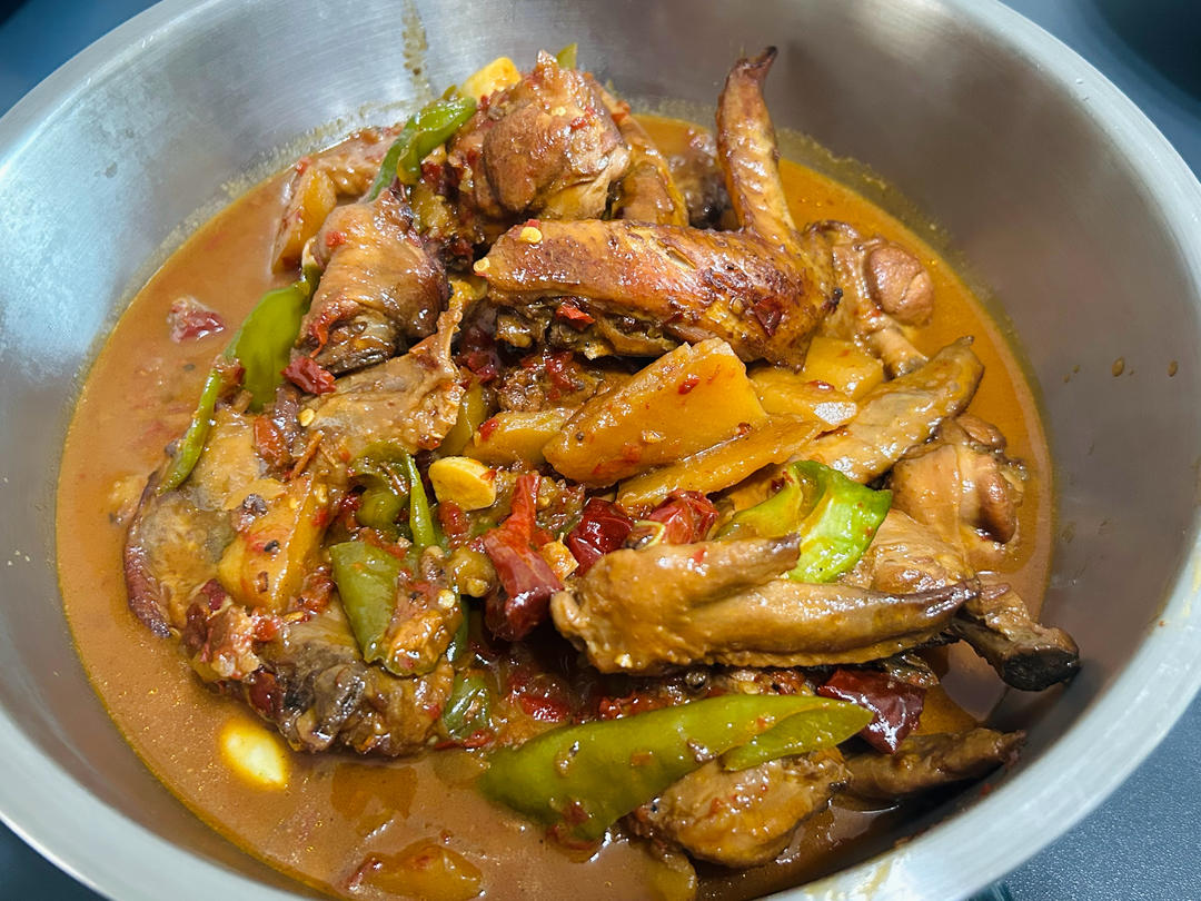 大盘鸡（拿手硬菜）