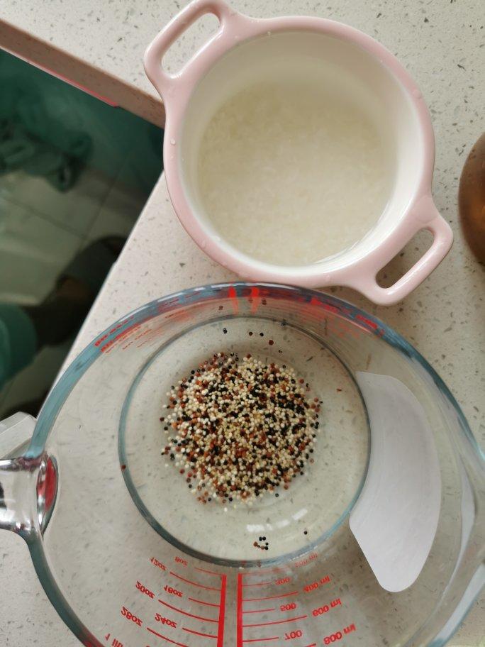 红豆莲子+小米南瓜【5月北鼎蒸炖锅食谱】