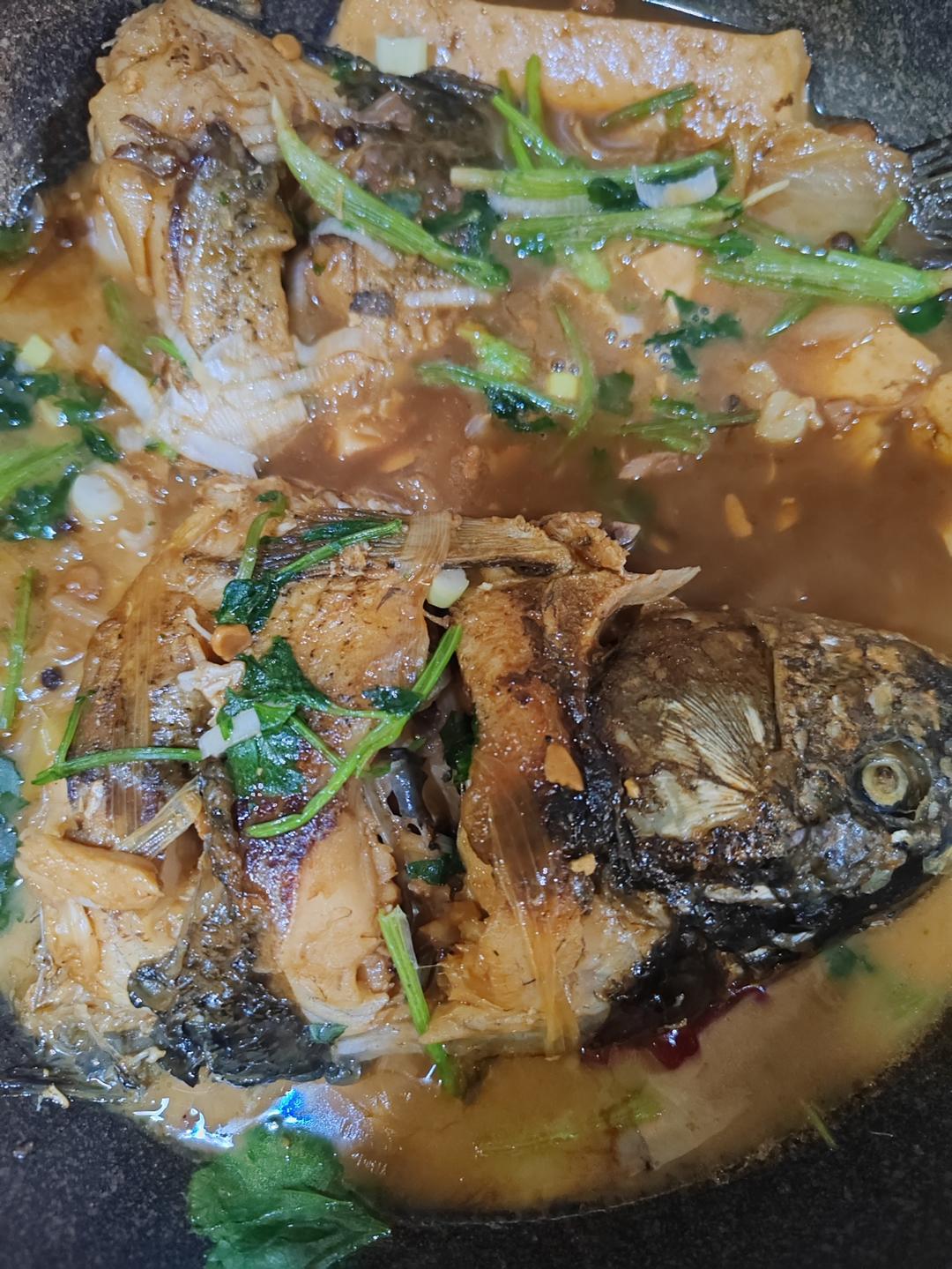 (婆婆的拿手好菜)红烧鲤鱼