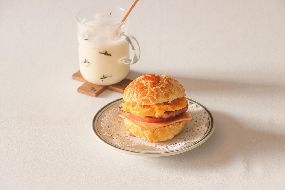 菠萝油三明治