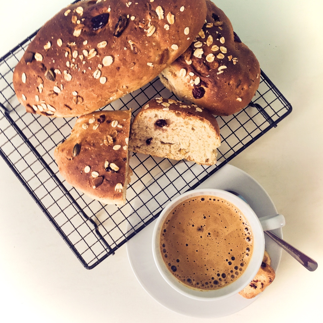 蔓越莓坚果软欧包