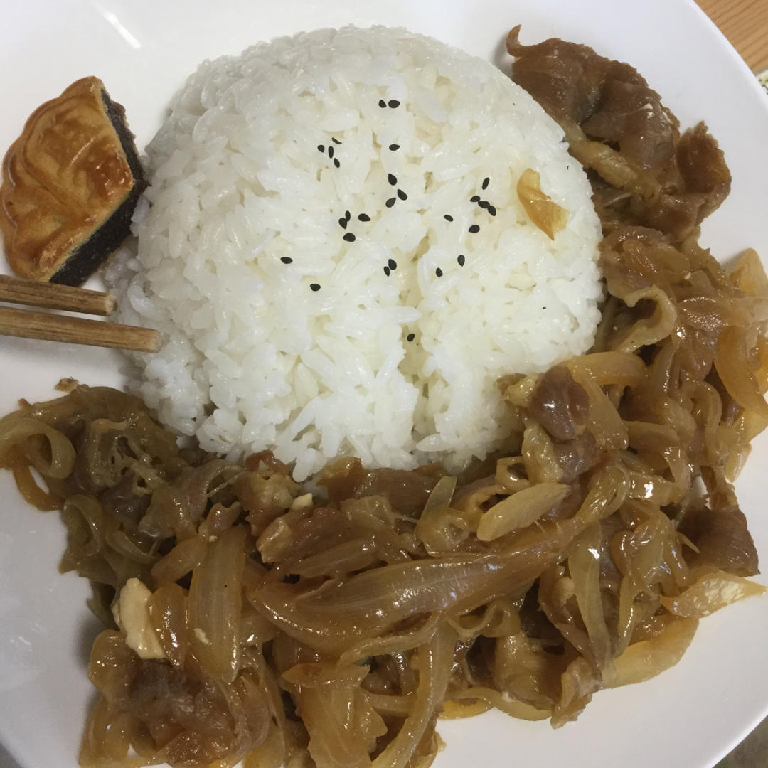 日式肥牛饭