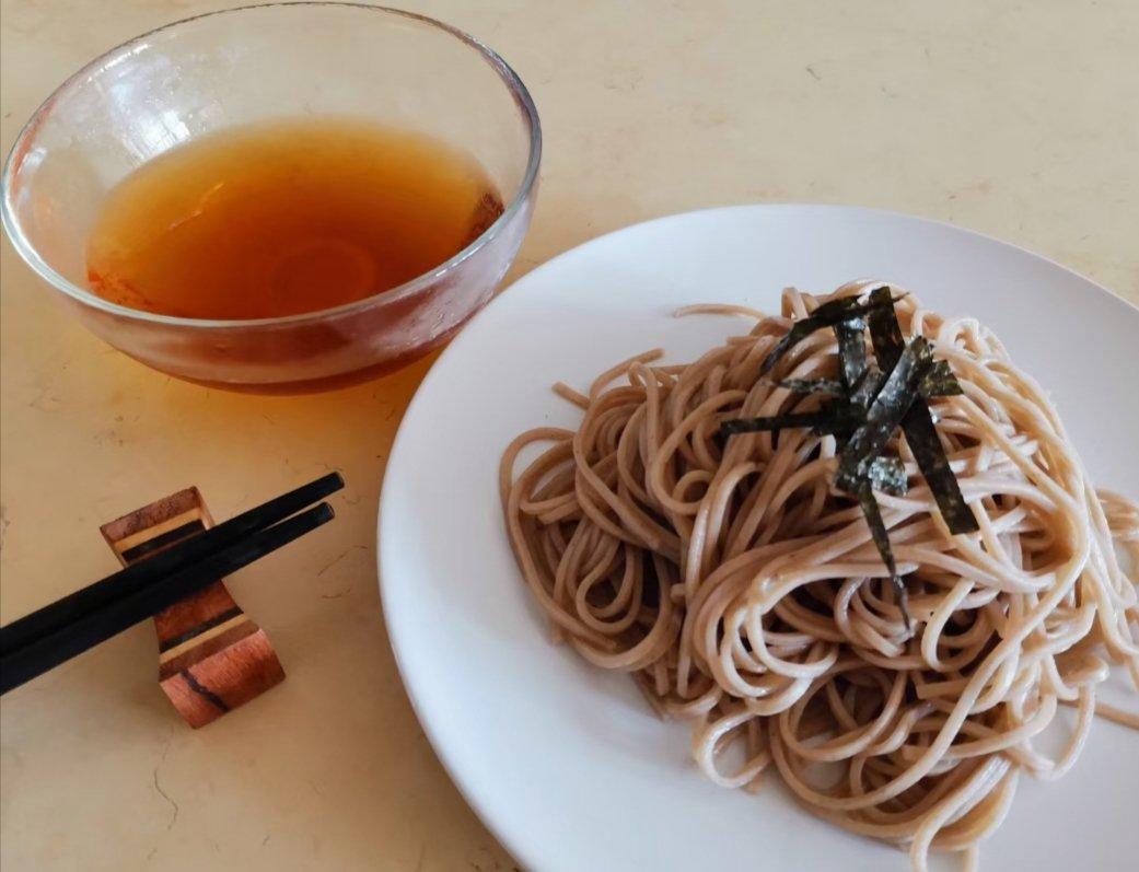 日式热荞麦面/日式柴鱼昆布高汤