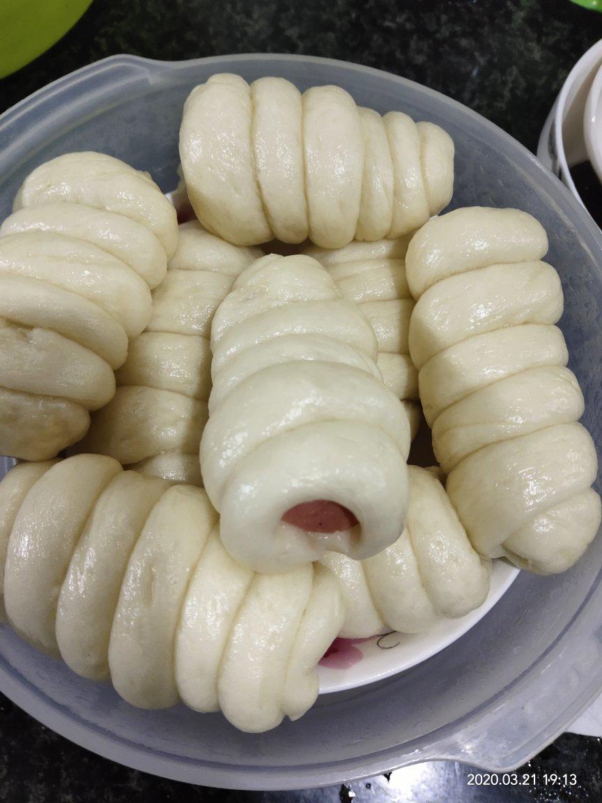 载厚做的可爱的火腿肠包