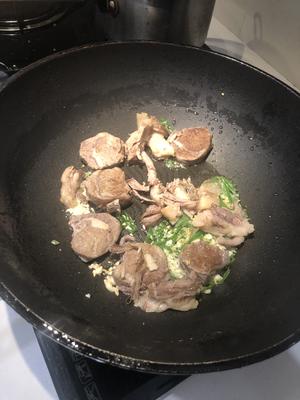 新疆羊肉粉汤的做法 步骤12