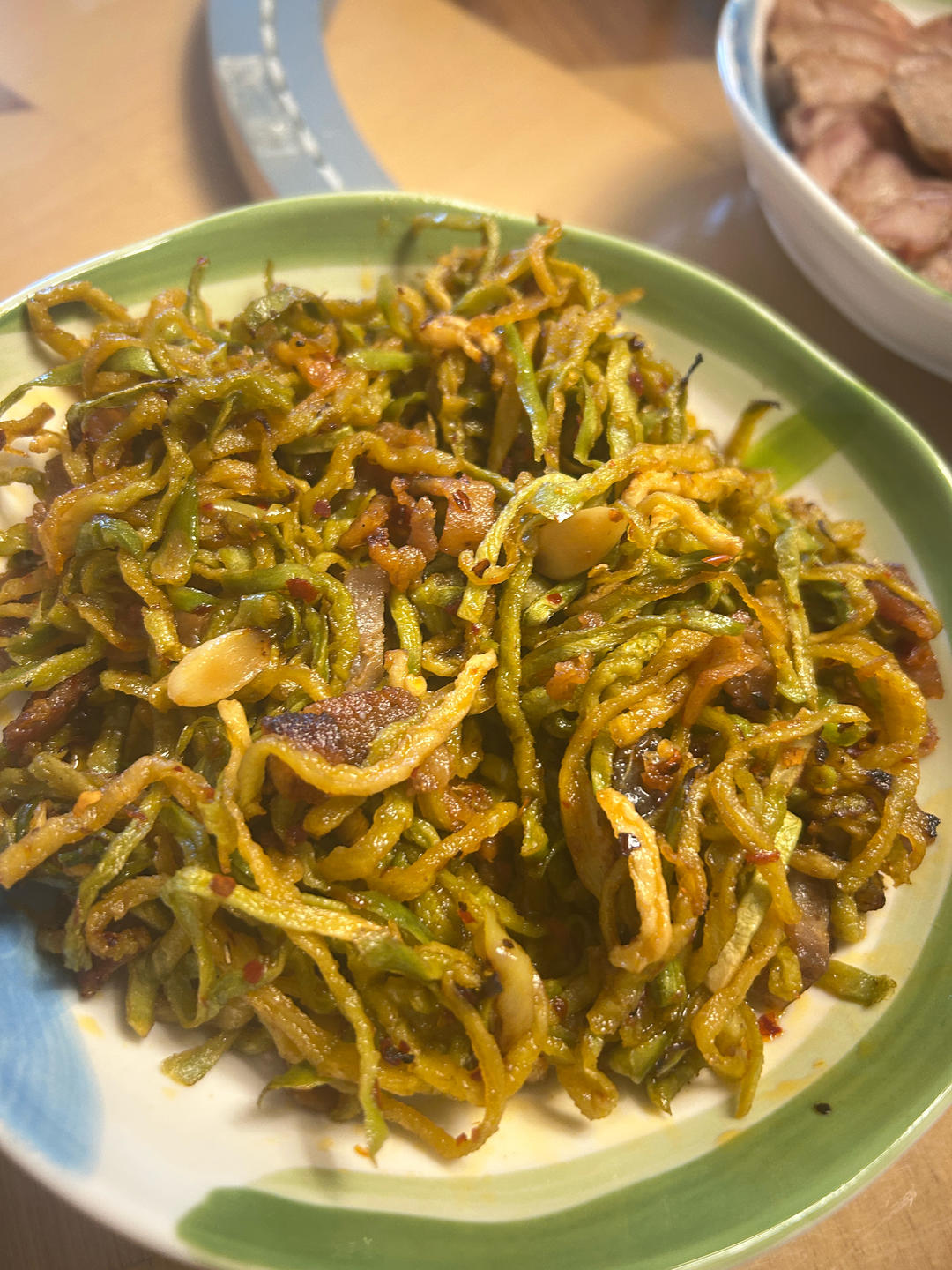 萝卜丝干炒腊肉