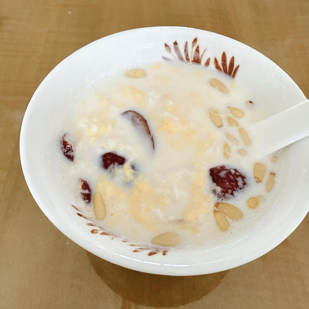 鸡蛋牛奶醪糟