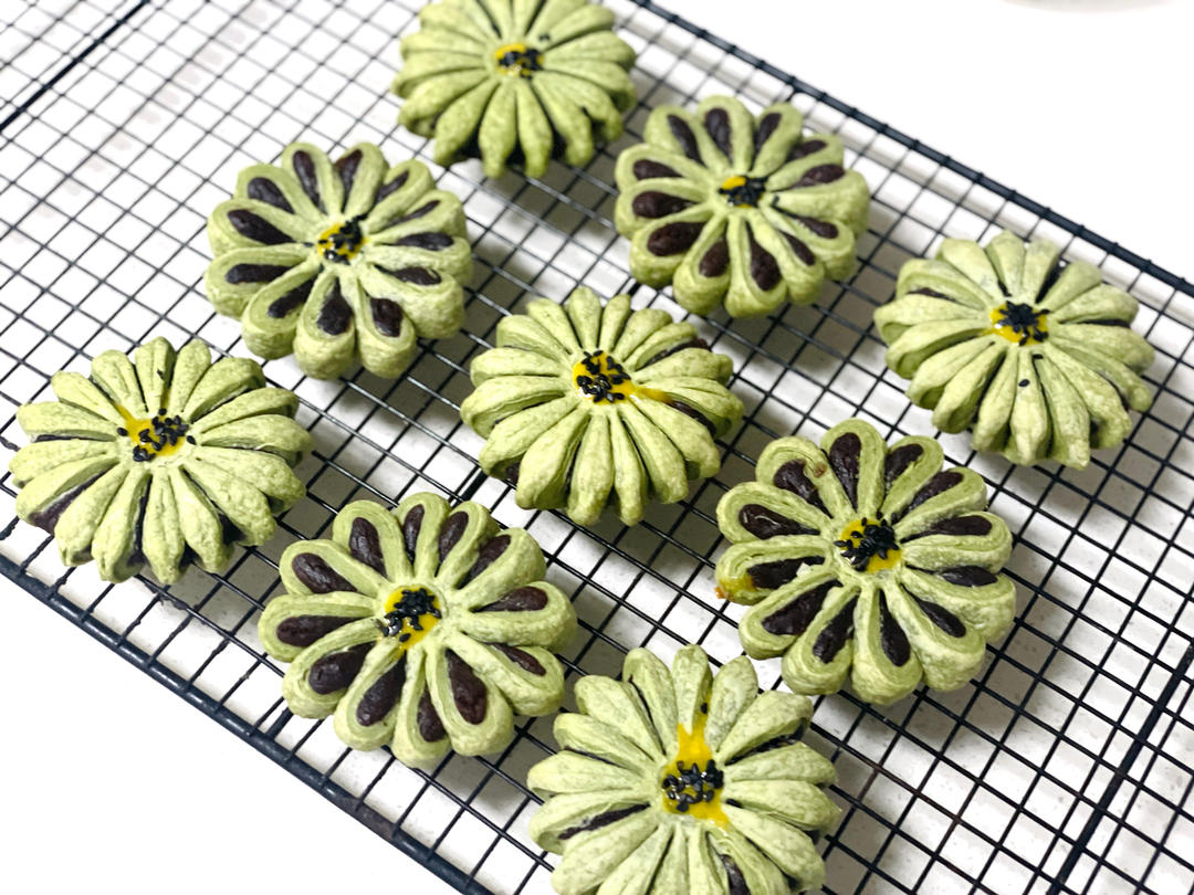 中式酥点｜菊花酥，属于我们国人的中式浪漫‼️