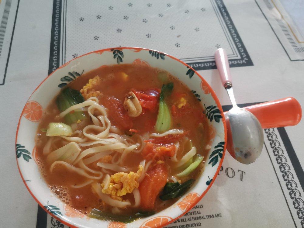 💥一人食简单快手🔥西红柿鸡蛋热汤面