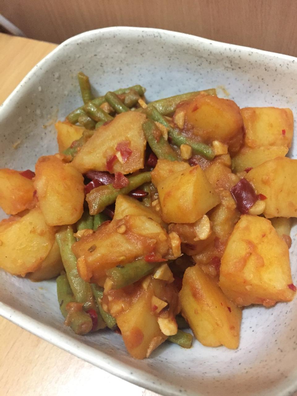 土豆炖豆角