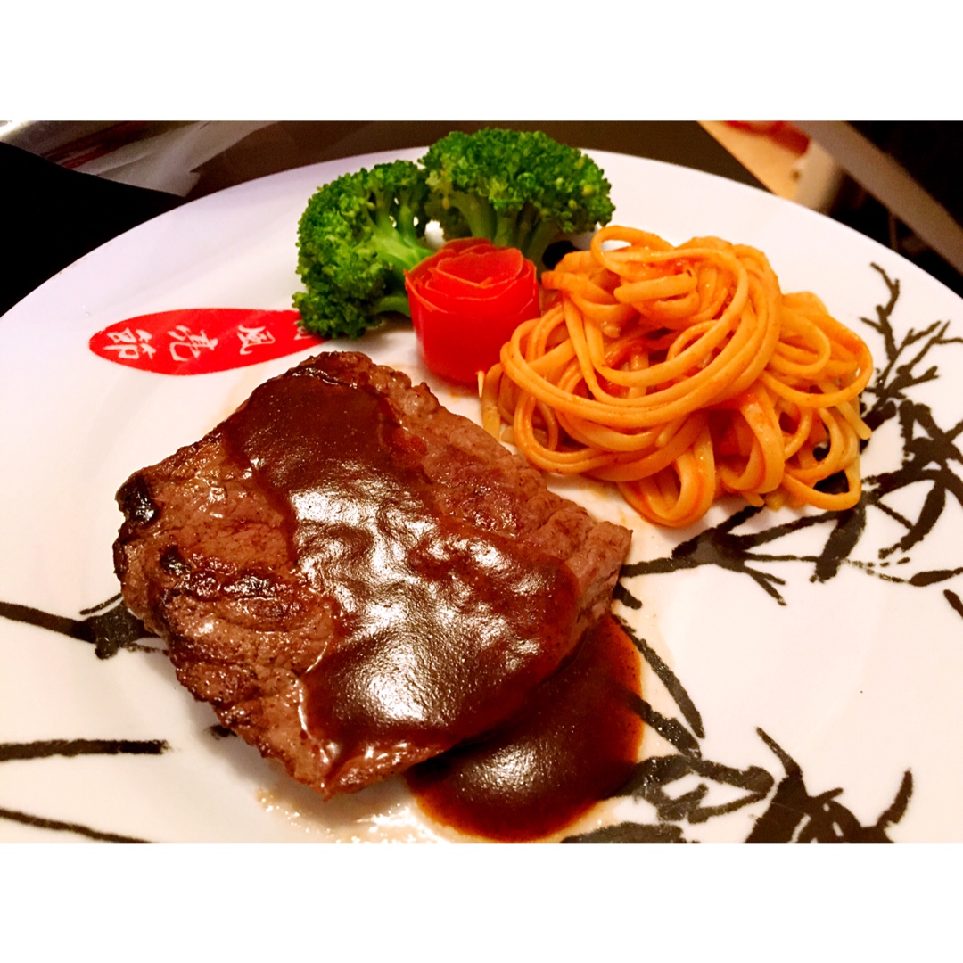 黑椒牛排