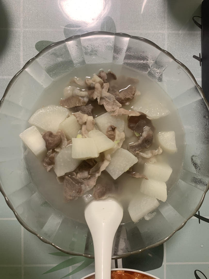 羊肉片汆萝卜