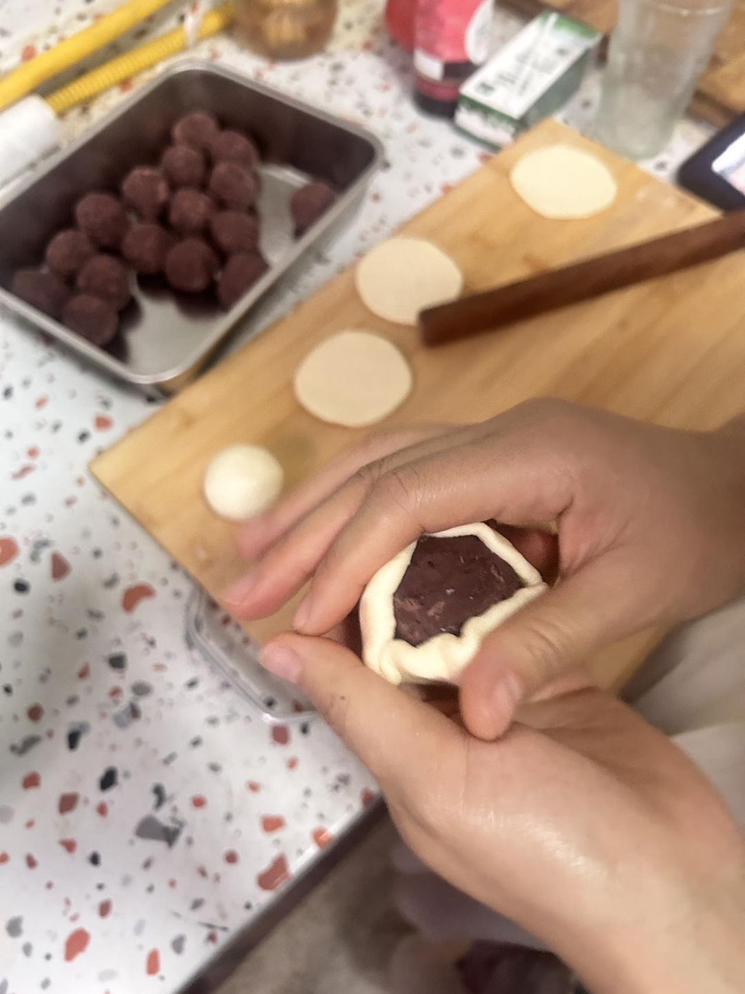 老式软皮红豆饼，低糖配方不甜不腻，做法简单可家用可私房
