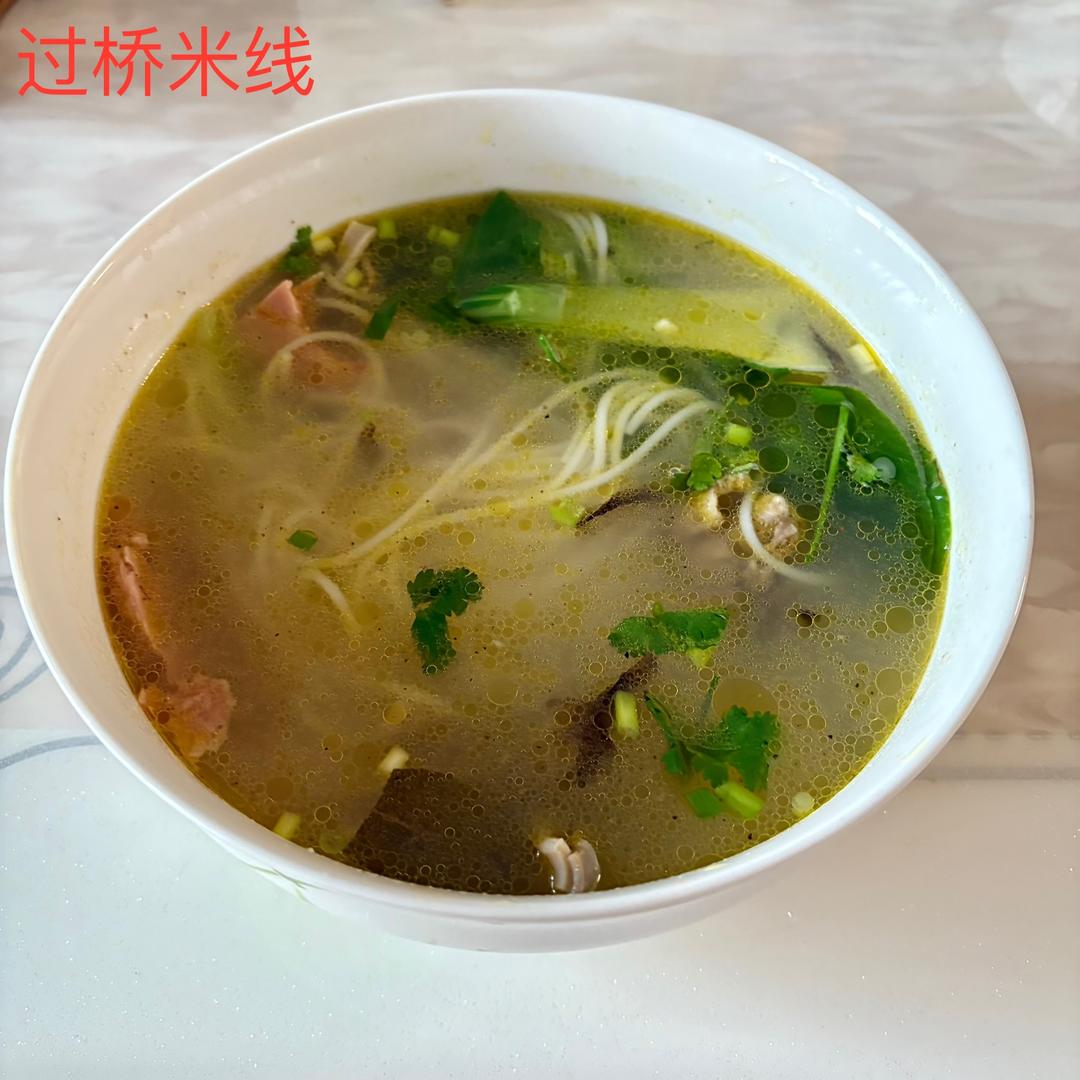 鸡汤米线（郑州上街有龙米线）