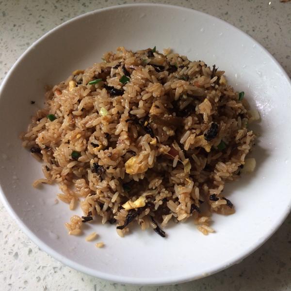 梅干菜炒饭