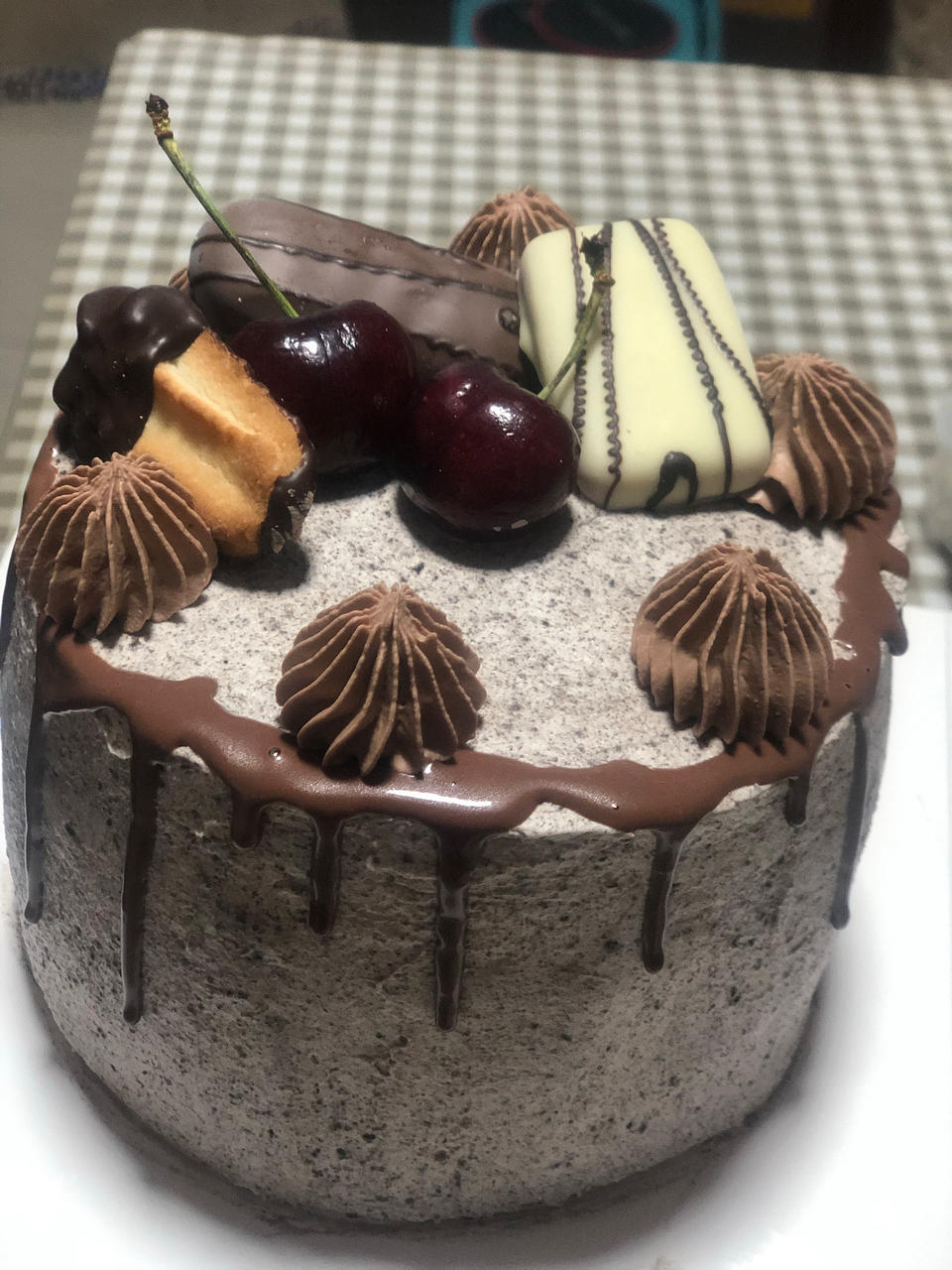 私房烘焙｜奥利奥淋面生日蛋糕