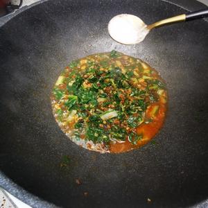 盐菜烩厚皮菜的做法 步骤12
