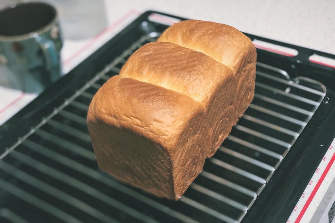 柔软拉丝吐司（东菱面包机）
