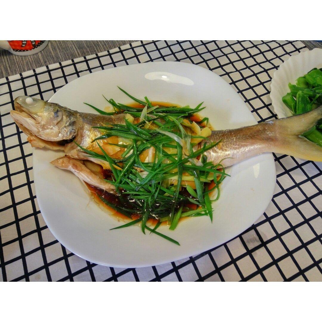 爱米莉crystal做的清蒸马友鱼