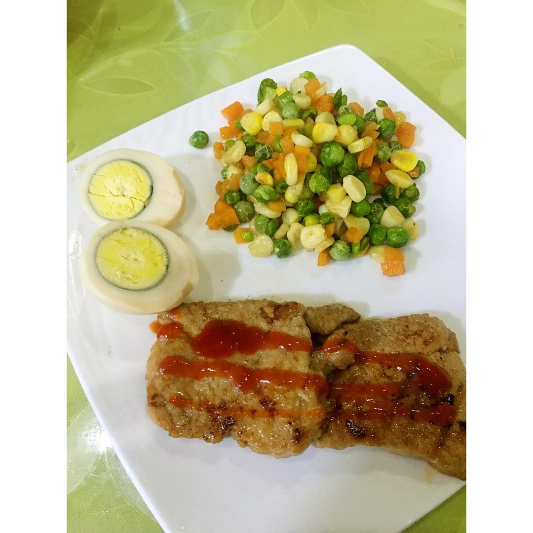 煎猪扒（超简单）和其他的猪扒在这食谱的最下面