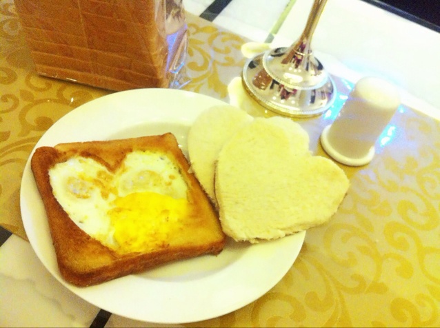土司煎蛋