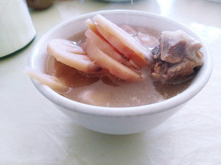 莲藕排骨汤