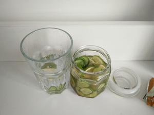 柠檬黄瓜水的做法 步骤1